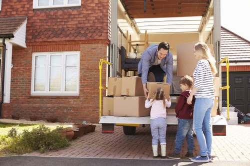 Self storage units in East Barnet for homes and businesses