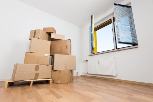 Office relocation essentials and moving supplies for Eastbarnet businesses